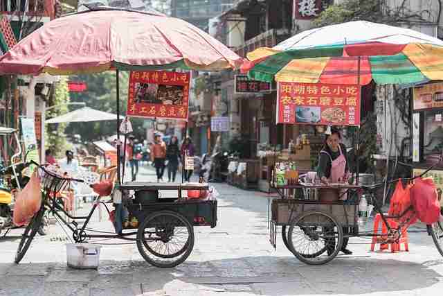 如何在aaa在线观看免费中找到冷门好片？｜影迷体验分享，aaai